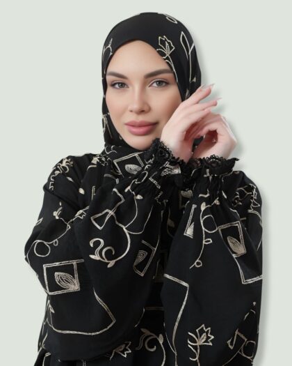 عباية مطرزة مع أكمام دنتيل رفيع