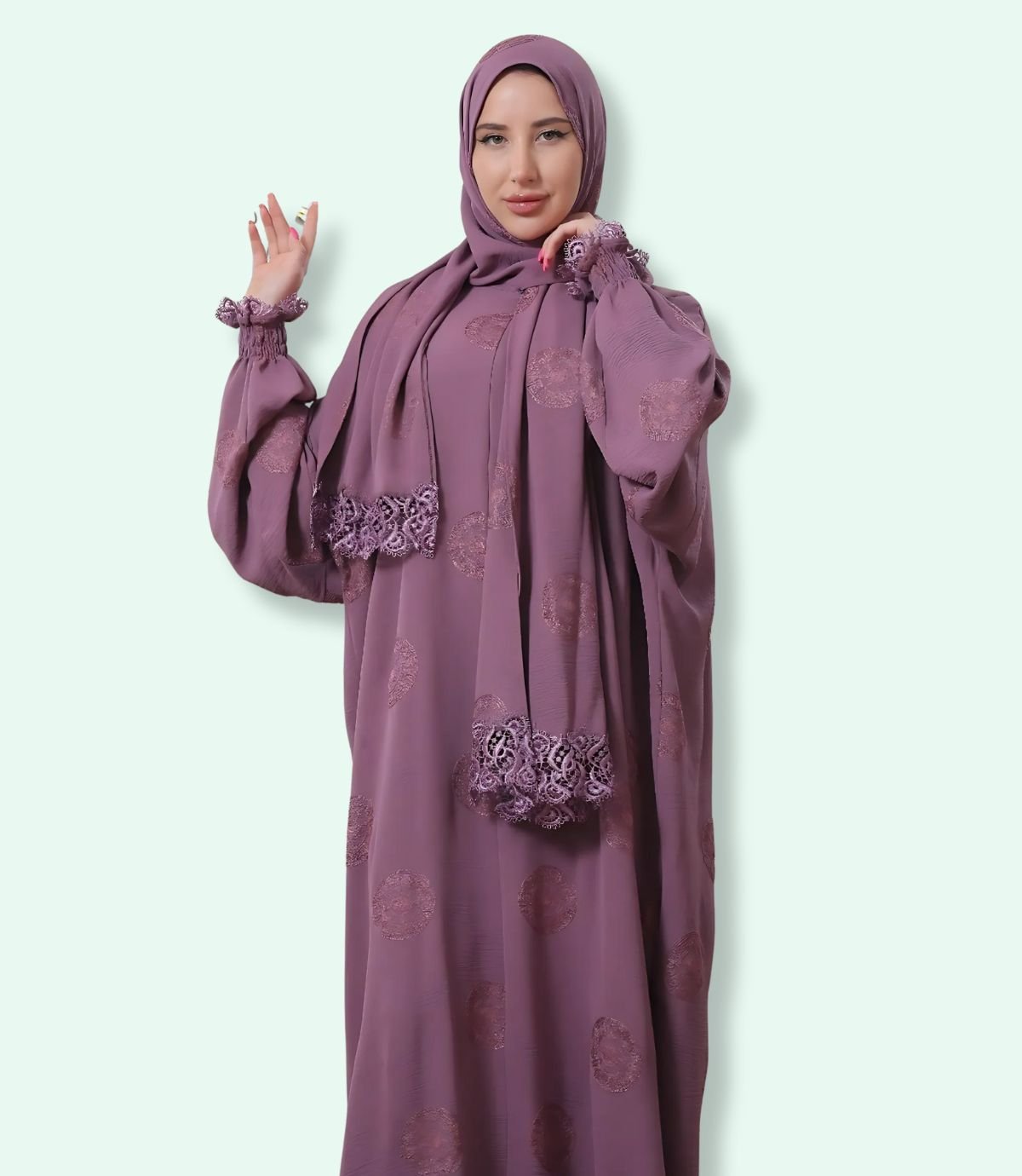 عباية مطرزة versace - الصورة 5